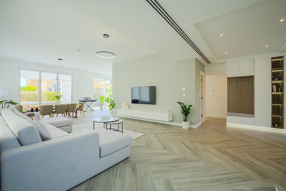 Legacy Nova Villas, Jumeirah Park - luxury property in Dubai
