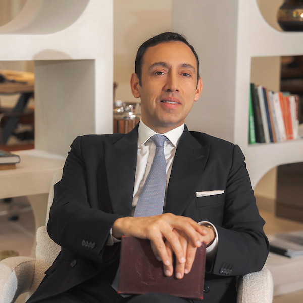 Rafi Asemi - Primaluxury management team