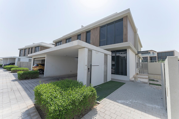 Golf Grove, Dubai Hills Estate - luxury property in Dubai