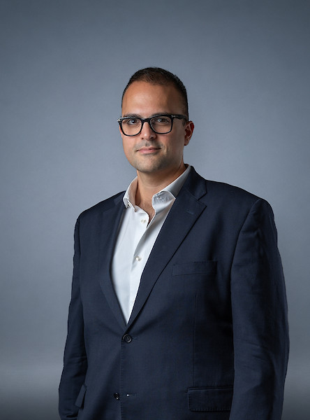Farhang Nosrati - Primaluxury management team